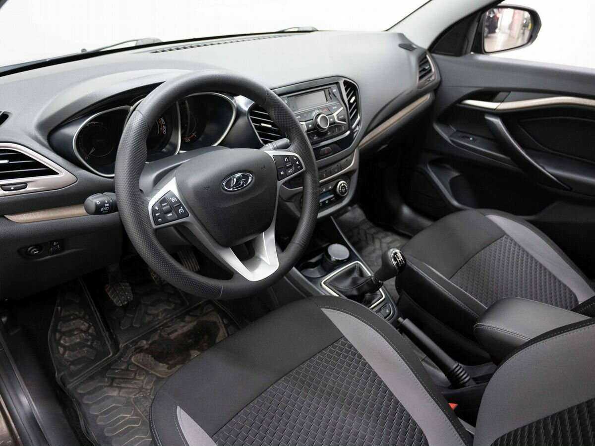 Купить Lada (ВАЗ) Vesta, 2018, 95 000 км, фото №9