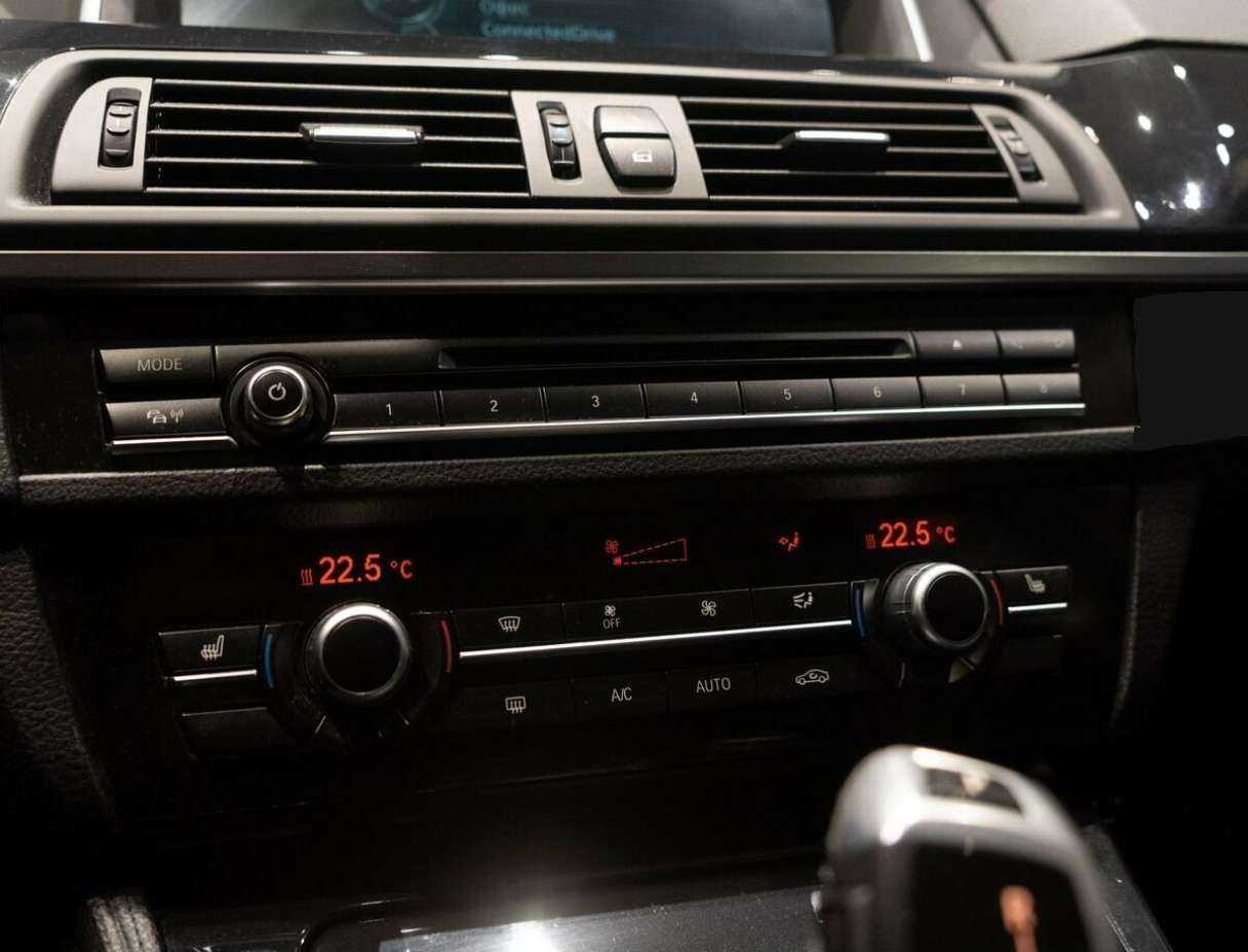 Купить BMW 5 серии 520i, 2016, 162 000 км, фото №14