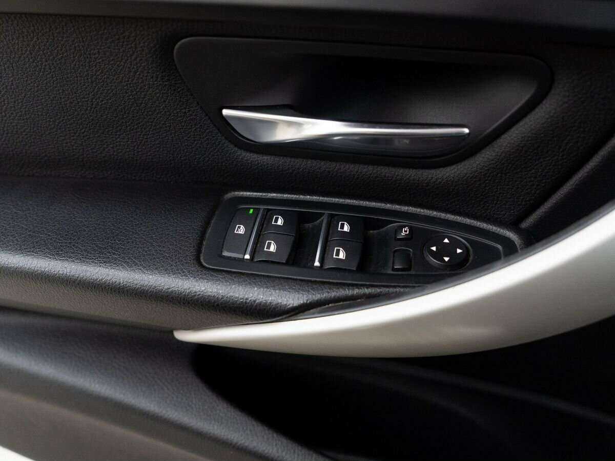 Купить BMW 3 серии 318i, 2015, 119 000 км, фото №14