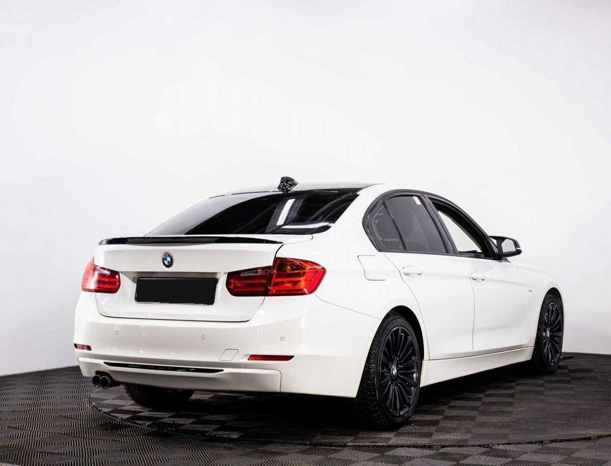 Купить BMW 3 серии 328i, 2012, 220 957 км, фото №6