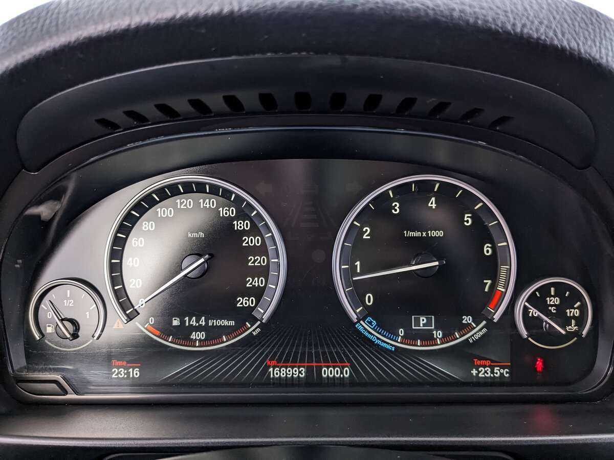 Купить BMW 5 серии 528i xDrive, 2014, 168 988 км, фото №11