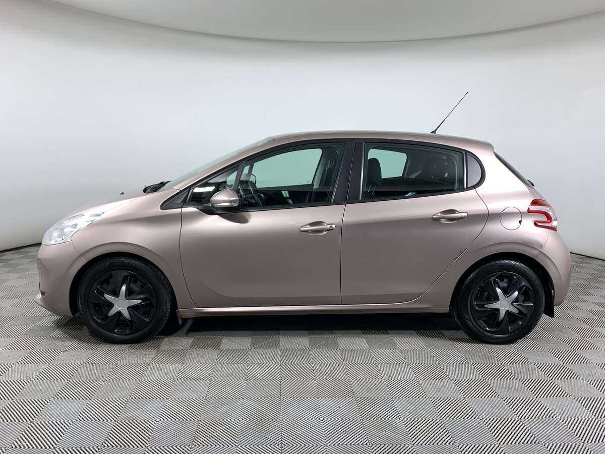 Купить Peugeot 208, 2013, 146 165 км, фото №8