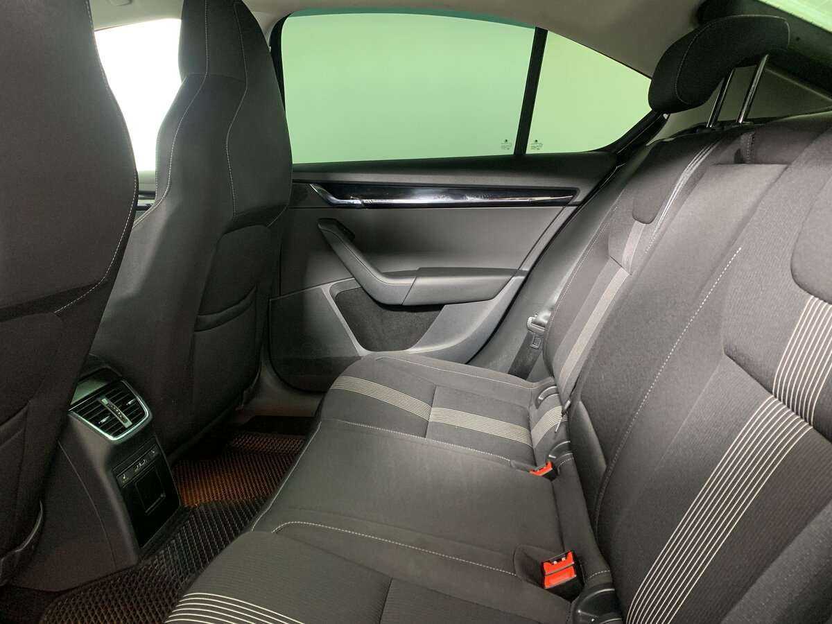 Купить Skoda Octavia, 2018, 181 543 км, фото №16
