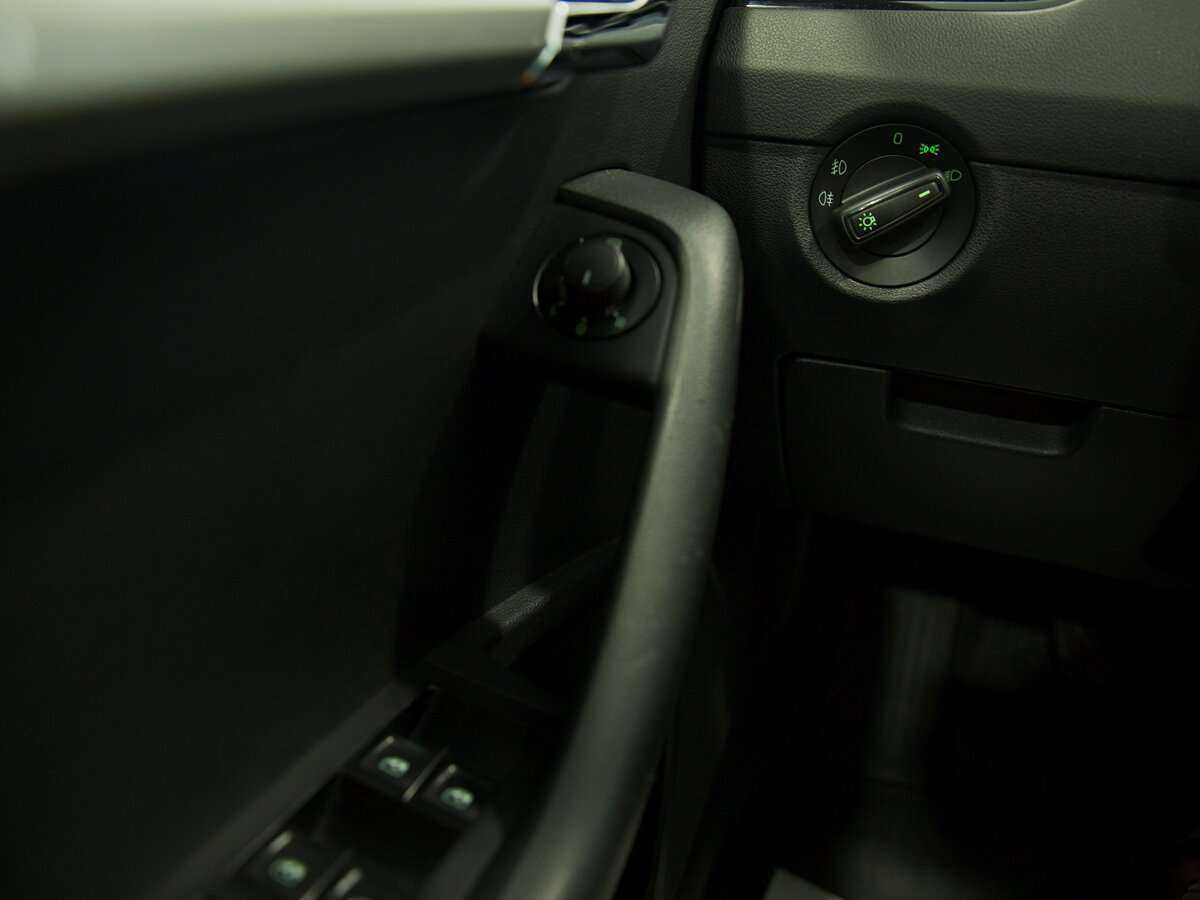 Купить Skoda Octavia, 2019, 66 492 км, фото №12