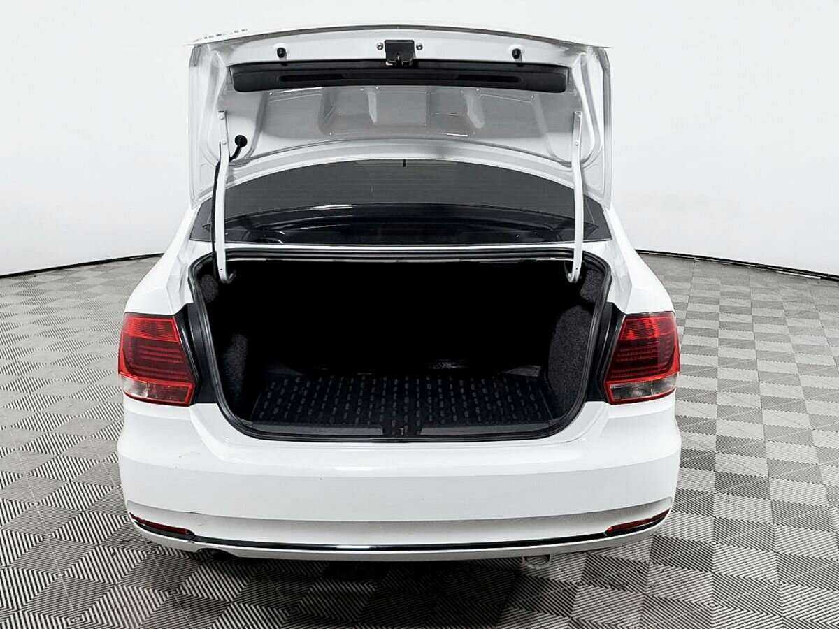 Купить Volkswagen Polo, 2015, 112 405 км, фото №9