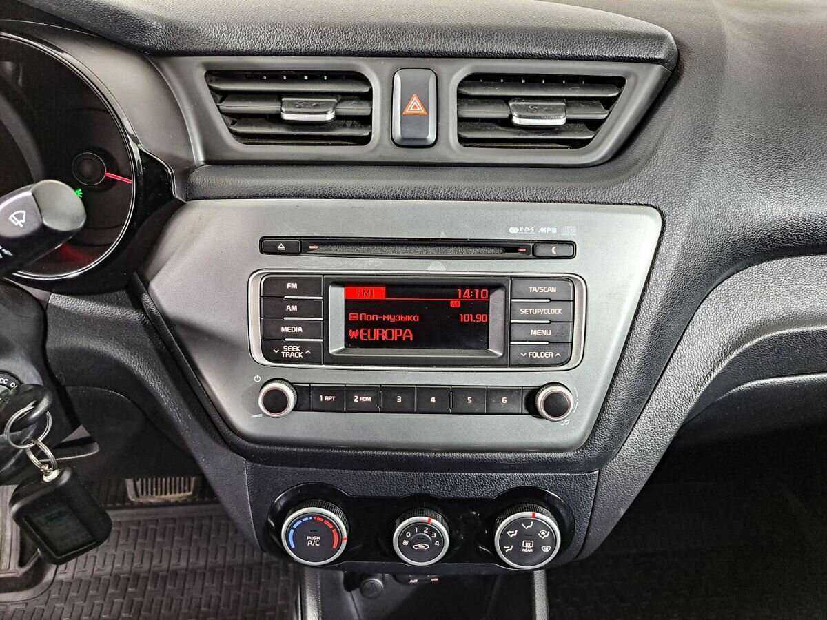 Купить Kia Rio, 2017, 105 070 км, фото №11