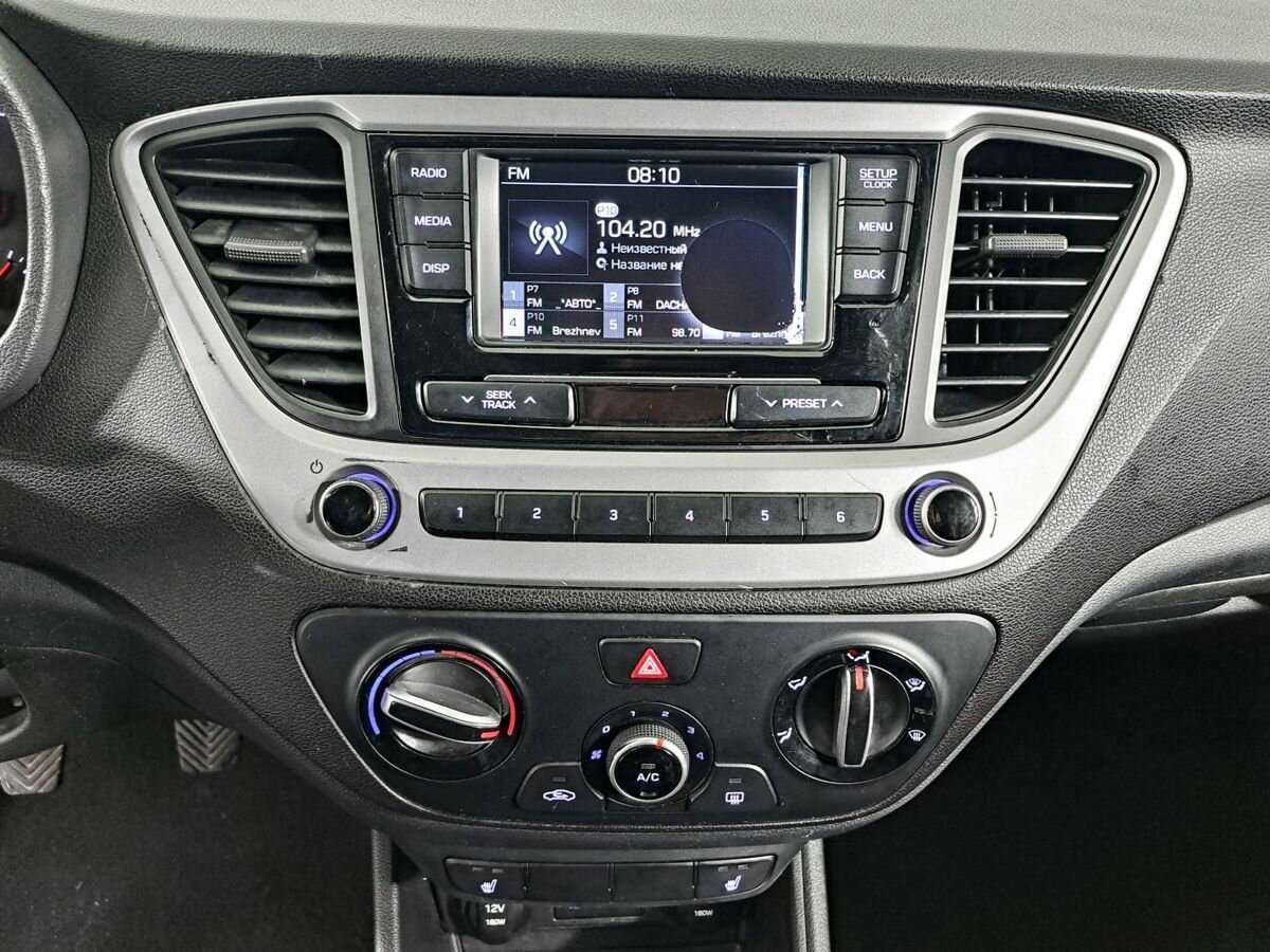 Купить Hyundai Solaris, 2017, 134 000 км, фото №15