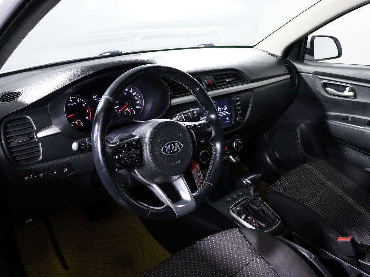 Купить Kia Rio X-Line, 2018, 105 349 км, фото №12