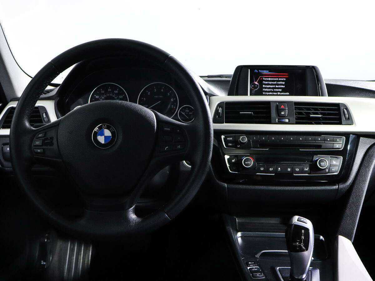 Купить BMW 3 серии 320i, 2016, 88 948 км, фото №9