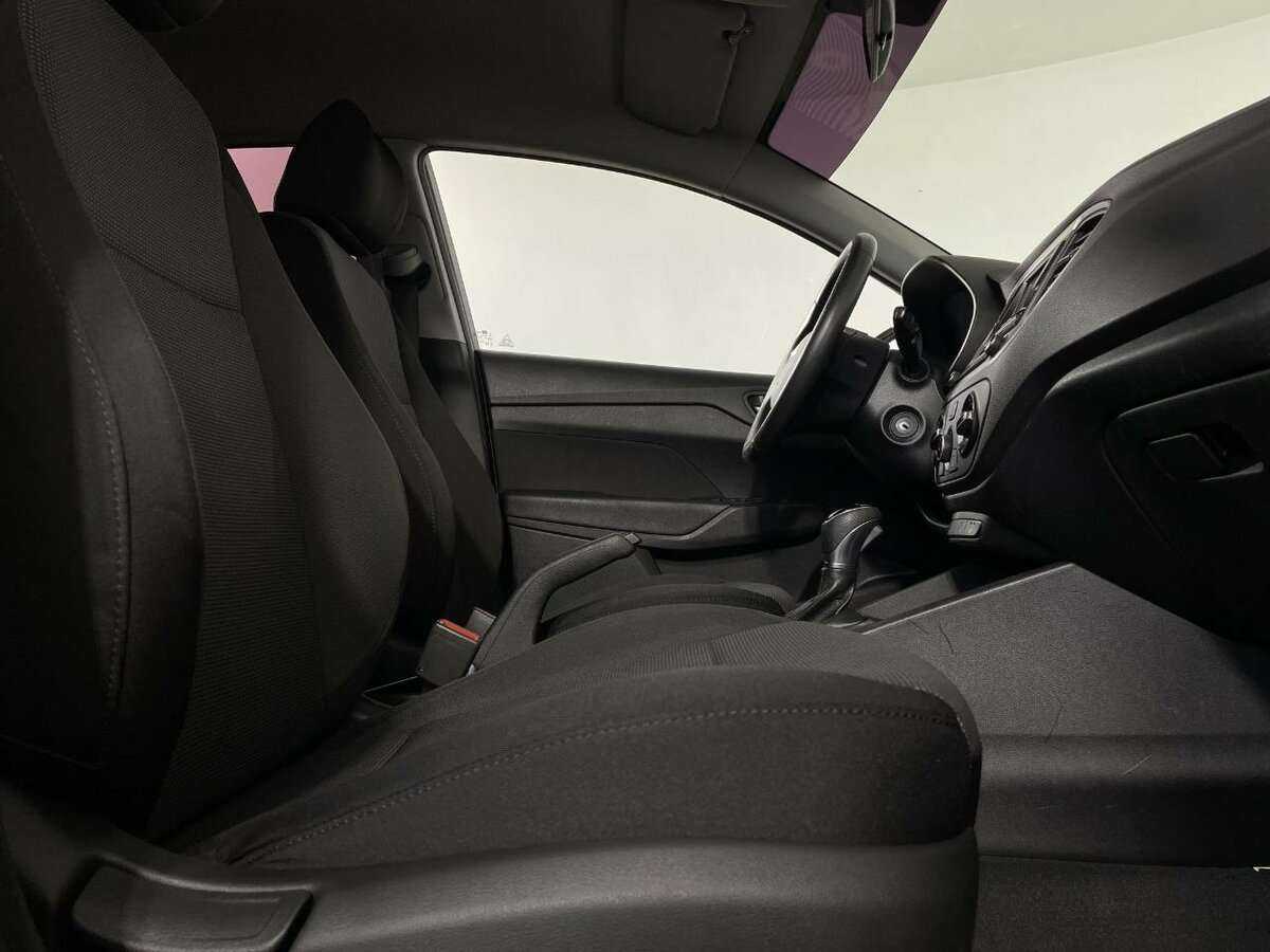 Купить Hyundai Solaris, 2017, 99 000 км, фото №14