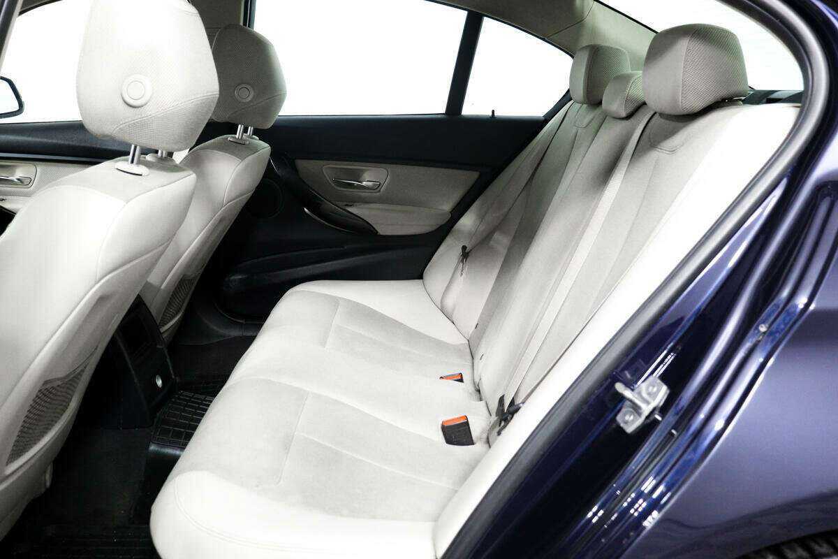 Купить BMW 3 серии 320i, 2016, 45 560 км, фото №12