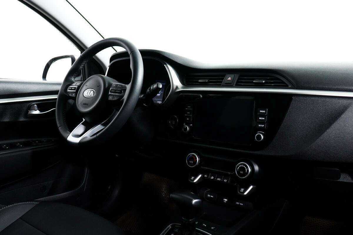 Купить Kia Rio, 2020, 85 000 км, фото №9