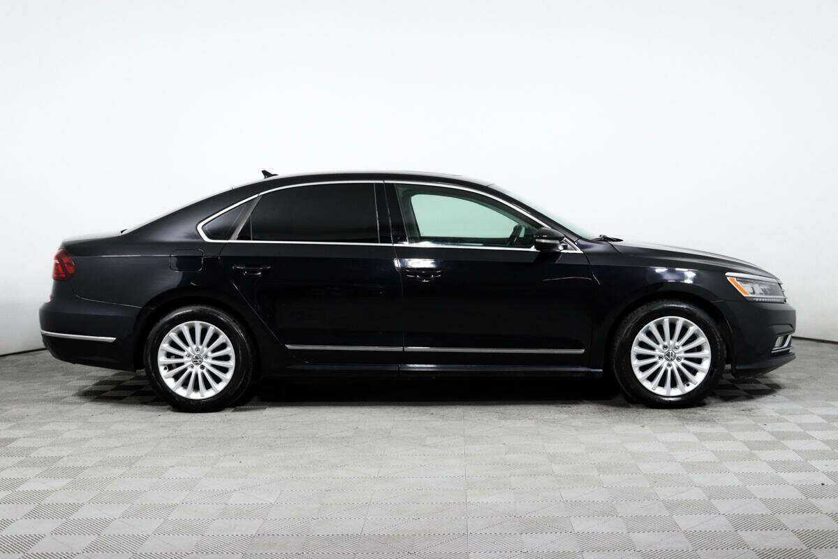 Купить Volkswagen Passat, 2017, 135 577 км, фото №4