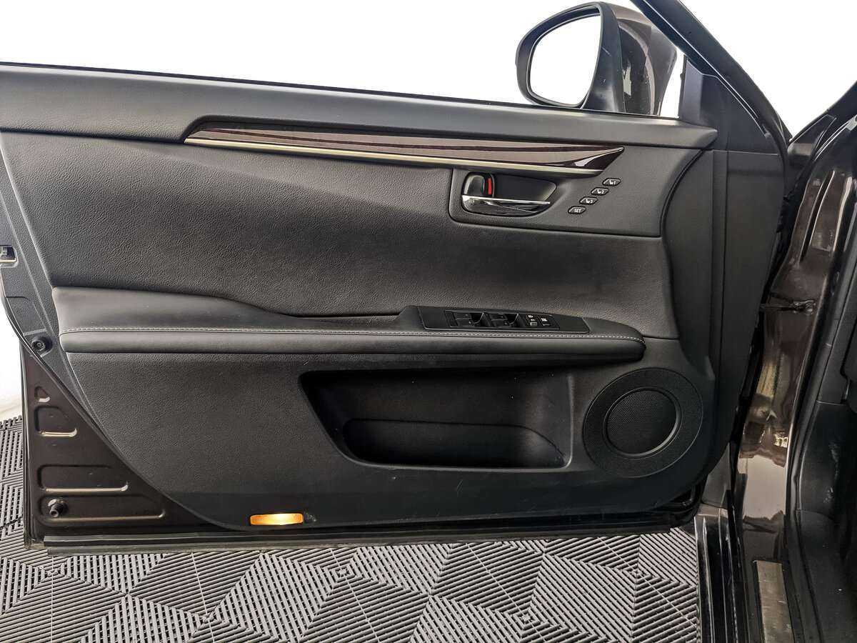 Купить Lexus ES 250, 2014, 146 224 км, фото №17