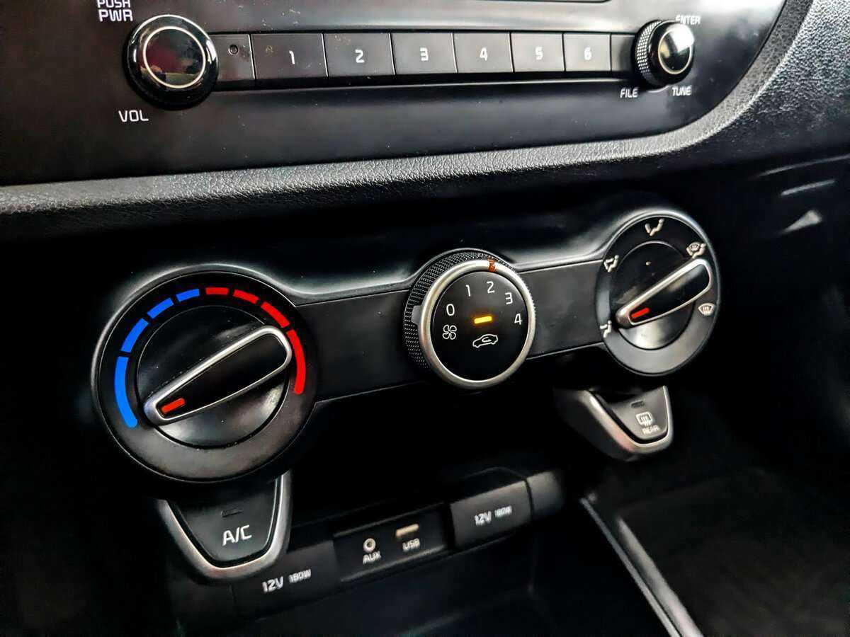 Купить Kia Rio, 2019, 73 111 км, фото №20