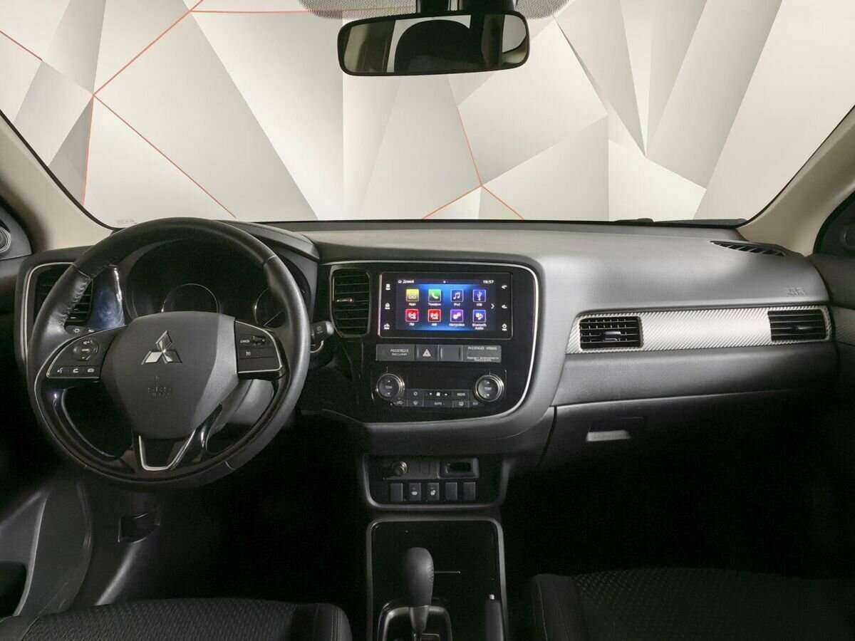 Купить Mitsubishi Outlander, 2018, 88 553 км, фото №10