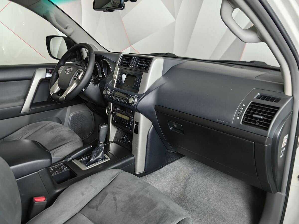 Купить Toyota Land Cruiser Prado, 2012, 179 272 км, фото №9