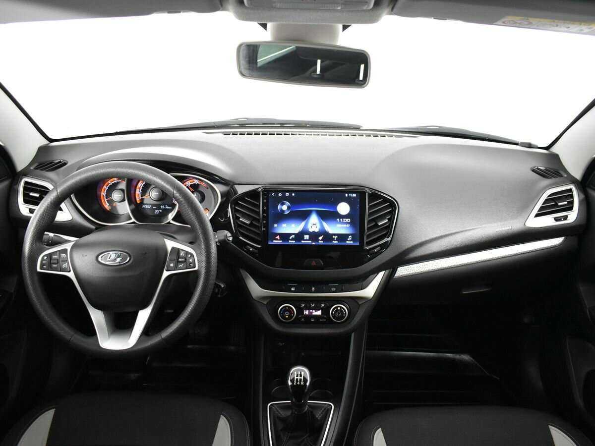 Купить Lada (ВАЗ) Vesta SW Cross, 2019, 147 649 км, фото №9