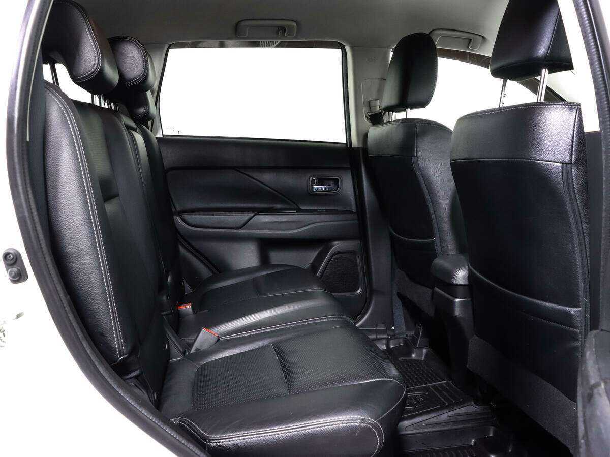 Купить Mitsubishi Outlander, 2018, 148 000 км, фото №15