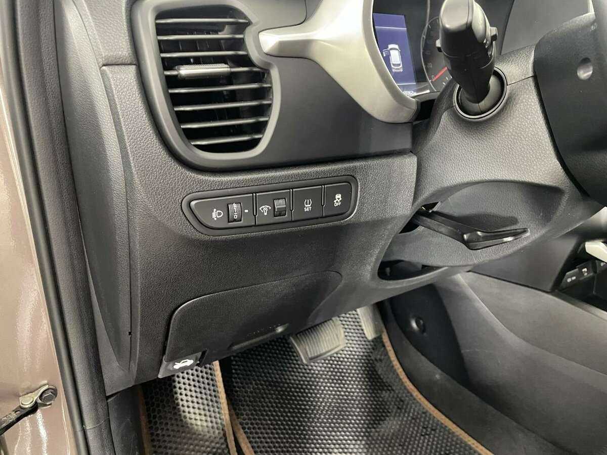 Купить Kia Rio X, 2021, 69 362 км, фото №9