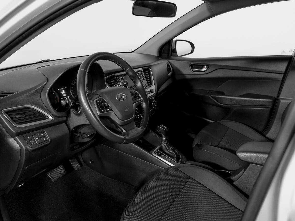 Купить Hyundai Solaris, 2018, 86 300 км, фото №15