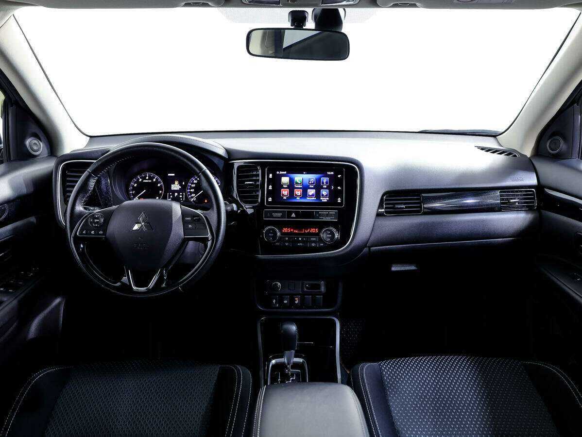 Купить Mitsubishi Outlander, 2018, 144 060 км, фото №10