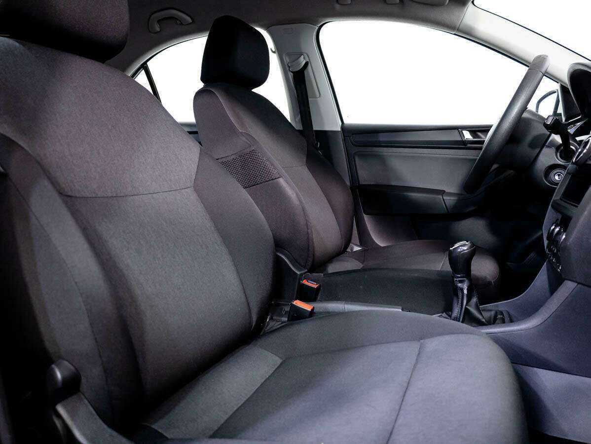 Купить Skoda Rapid, 2017, 141 688 км, фото №12