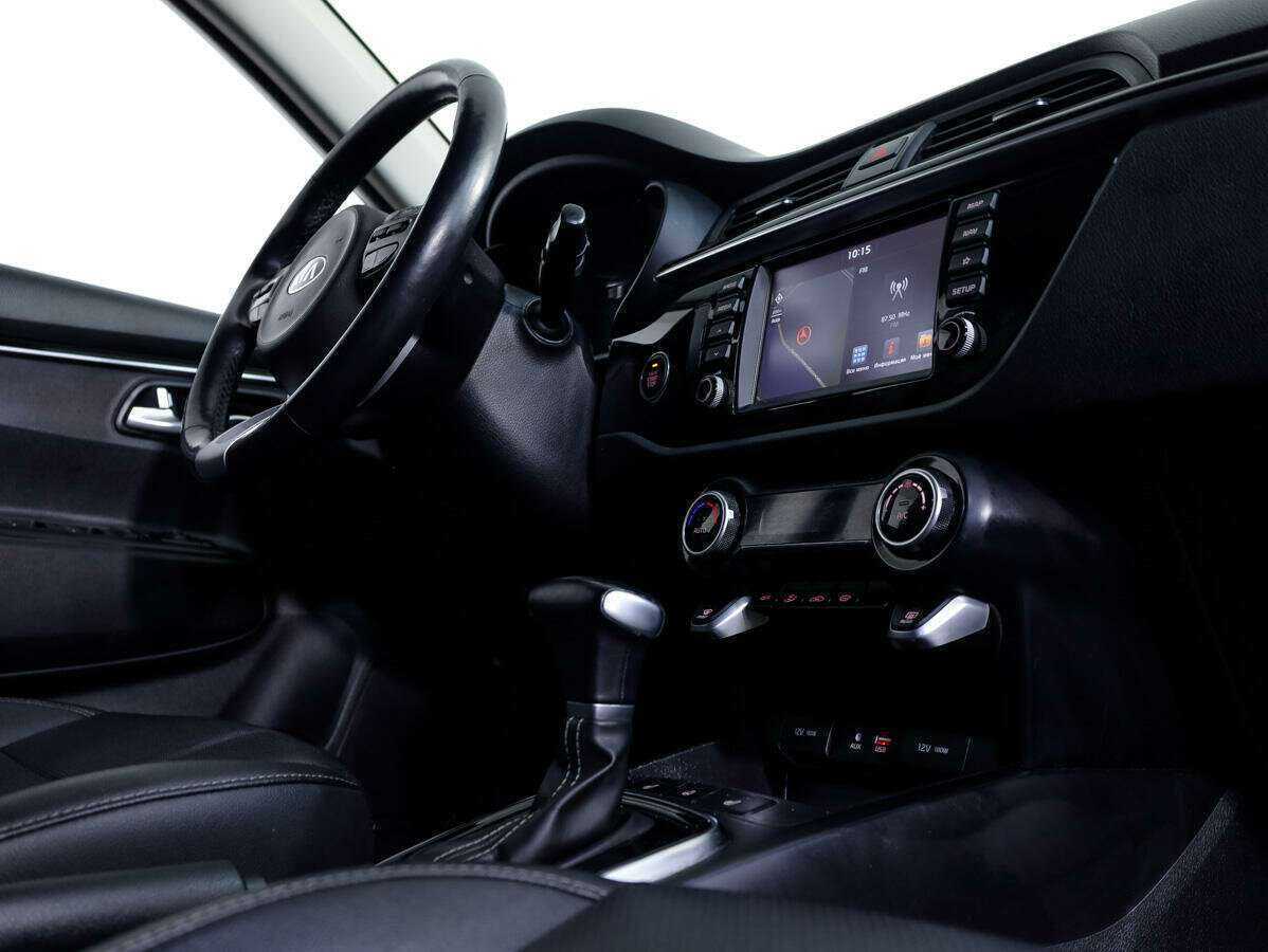 Купить Kia Rio X-Line, 2018, 81 174 км, фото №17