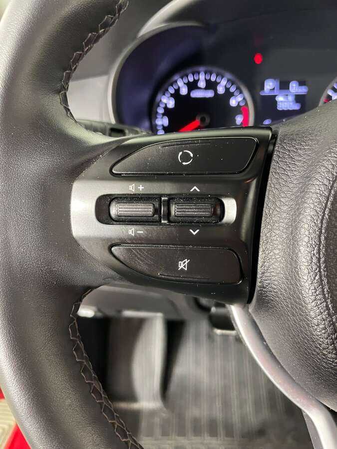 Купить Kia Rio, 2019, 45 873 км, фото №21