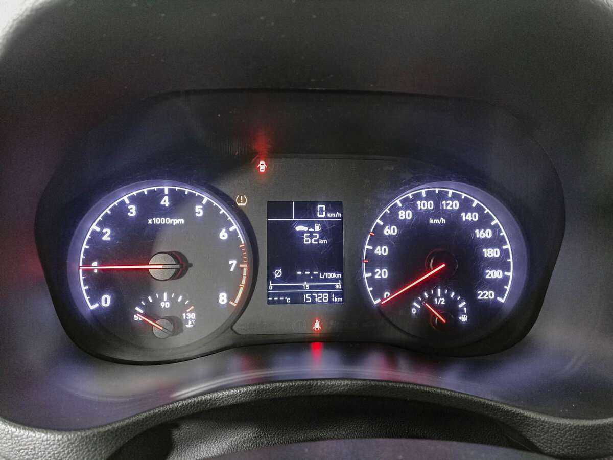 Купить Hyundai Solaris, 2017, 157 403 км, фото №11