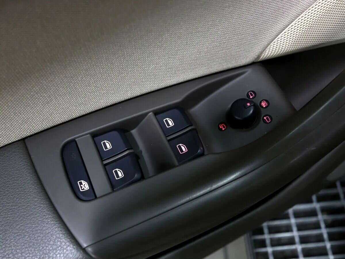 Купить Audi Q3, 2013, 200 000 км, фото №9