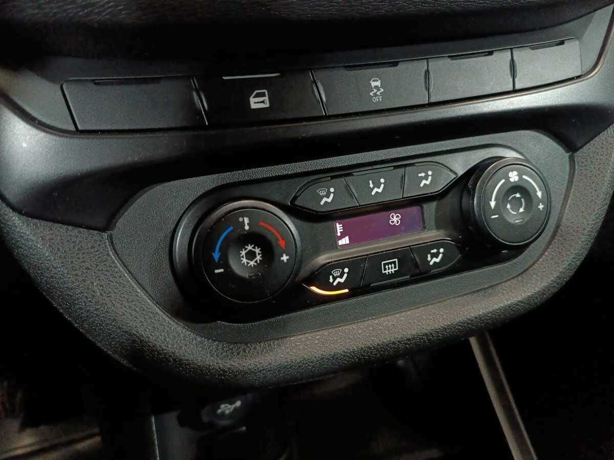 Купить Lada (ВАЗ) Vesta, 2018, 84 000 км, фото №15