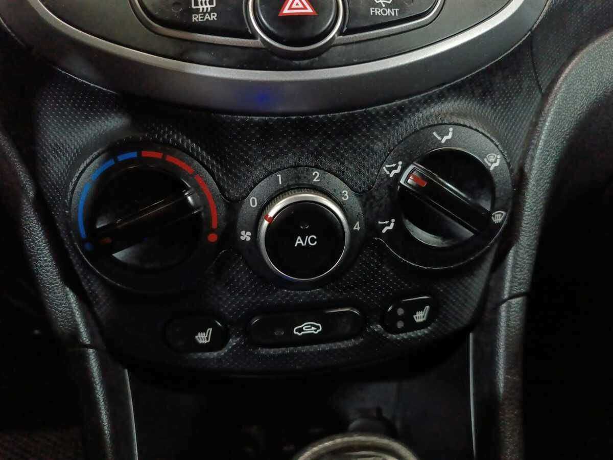 Купить Hyundai Solaris, 2016, 167 700 км, фото №16