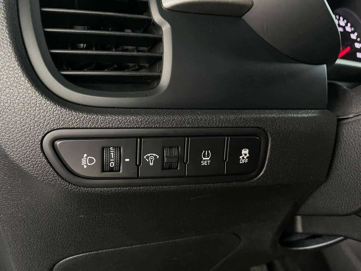 Купить Kia Rio X-Line, 2018, 85 416 км, фото №12