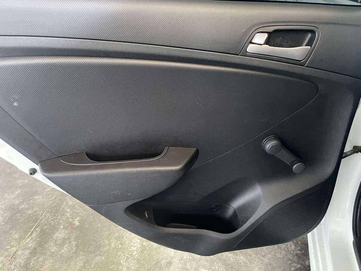 Купить Hyundai Solaris, 2014, 125 000 км, фото №20