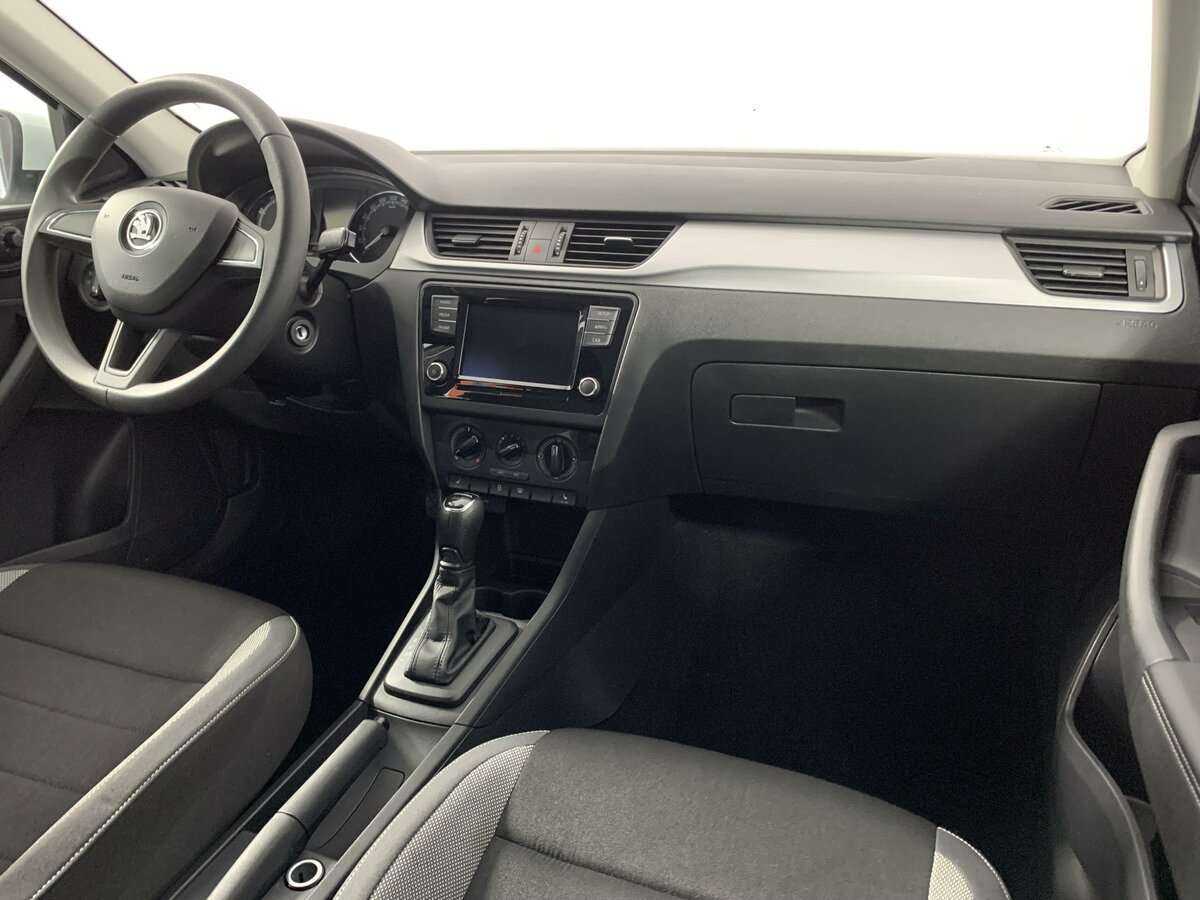 Купить Skoda Rapid, 2019, 50 273 км, фото №9