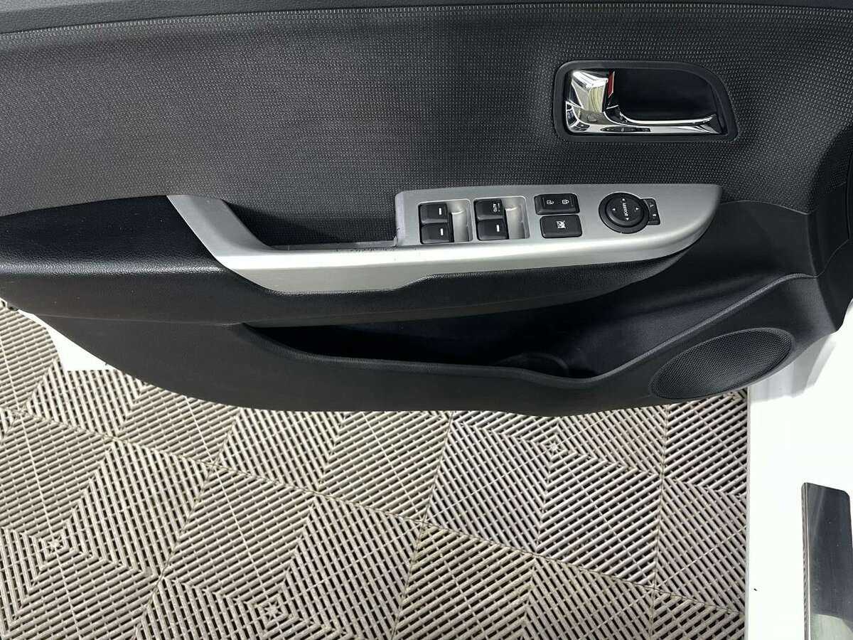 Купить Kia Rio 5-speed, 2013, 273 797 км, фото №8