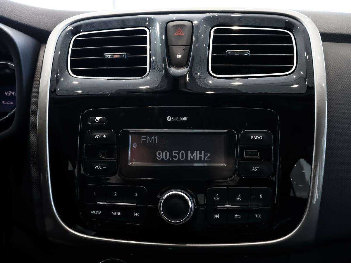 Купить Renault Sandero Stepway, 2017, 62 078 км, фото №13