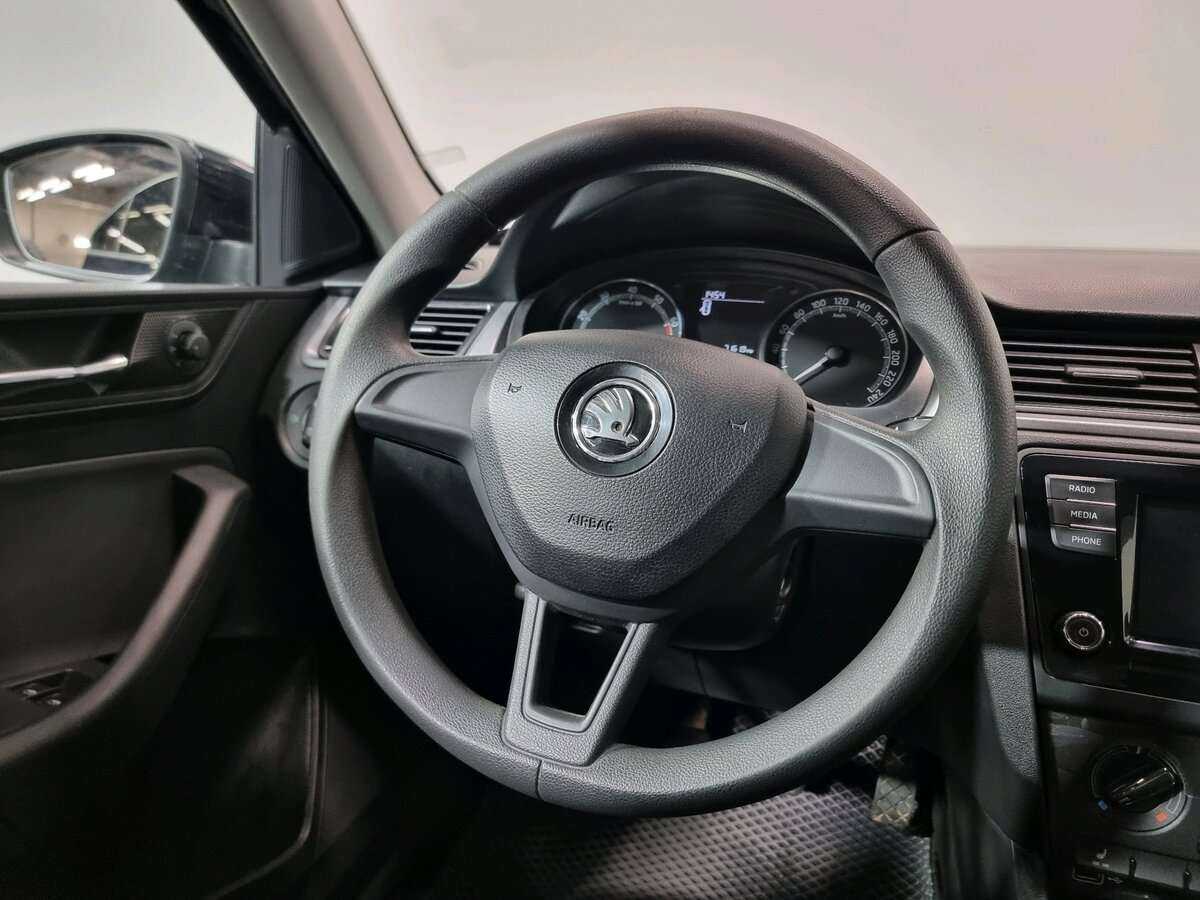 Купить Skoda Rapid, 2019, 107 000 км, фото №12