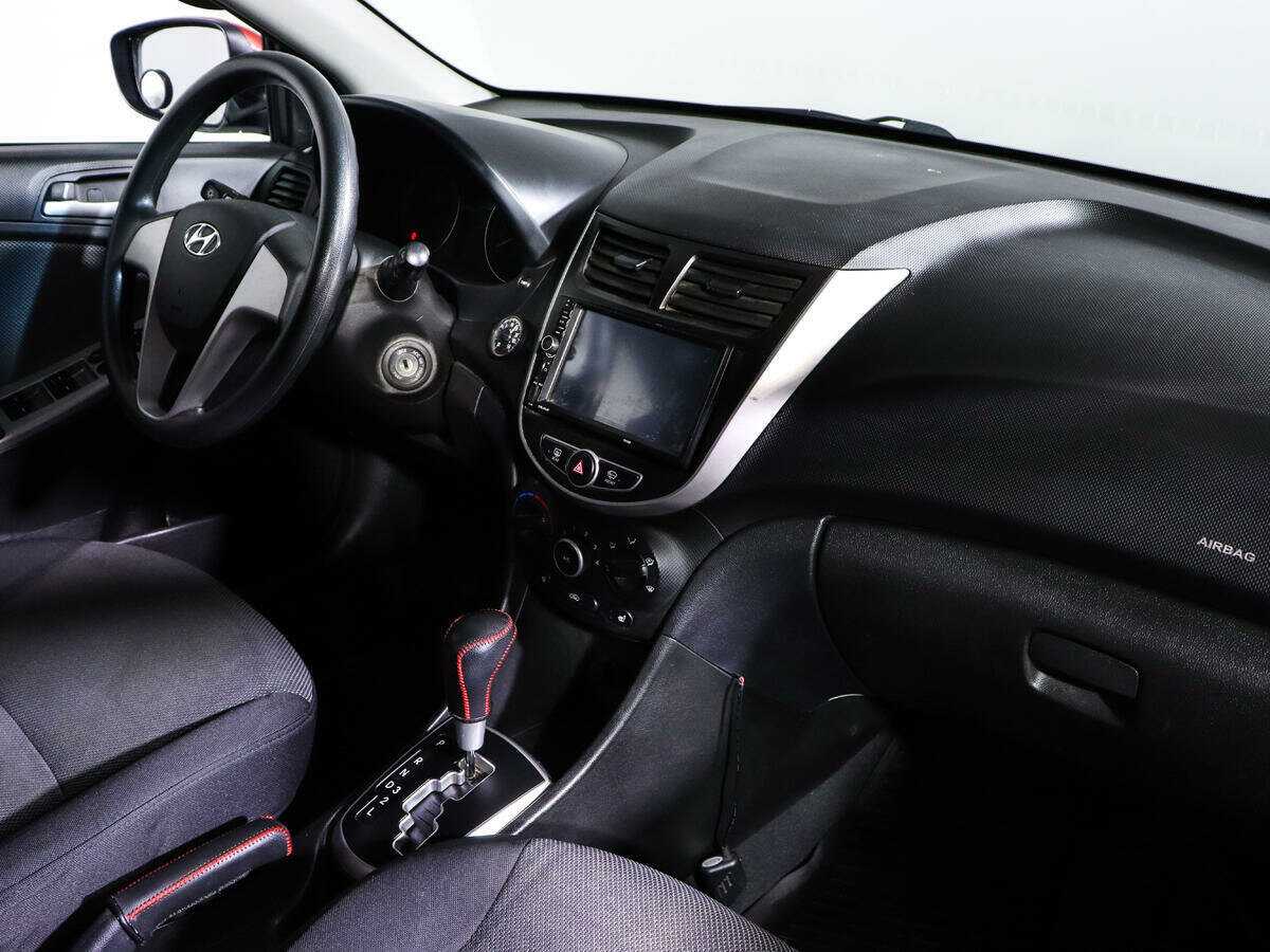 Купить Hyundai Solaris, 2013, 96 000 км, фото №7