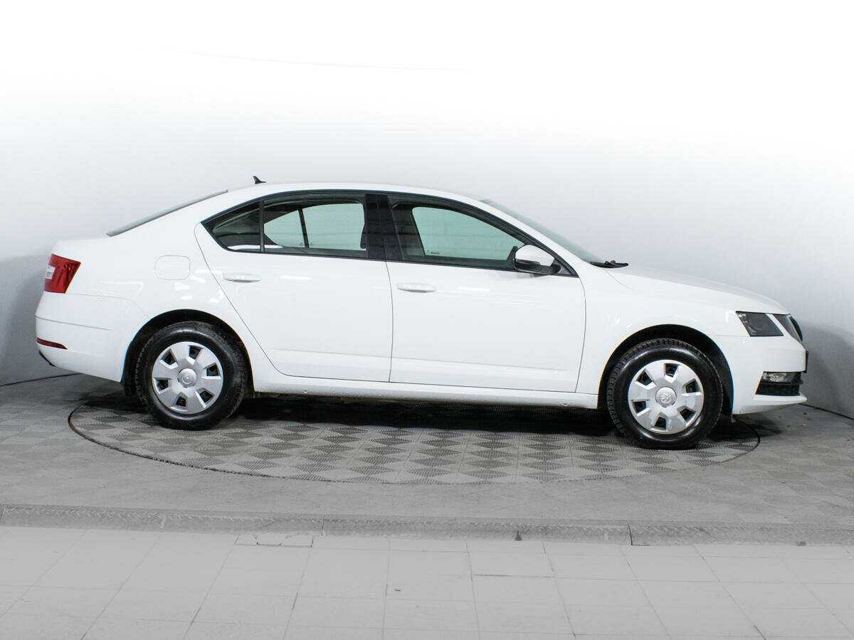 Купить Skoda Octavia, 2019, 37 010 км, фото №4
