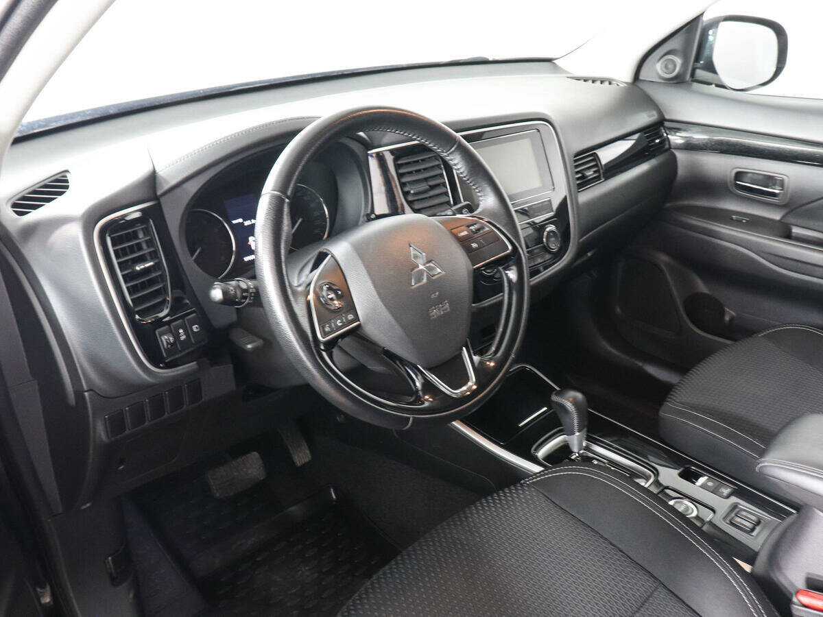 Купить Mitsubishi Outlander, 2019, 170 500 км, фото №9