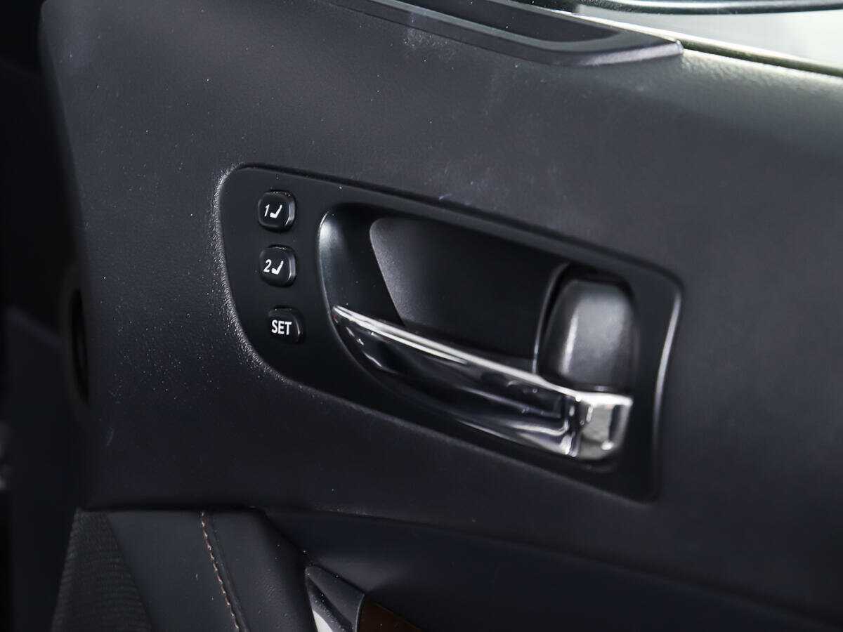 Купить Lexus ES 350, 2012, 340 497 км, фото №17