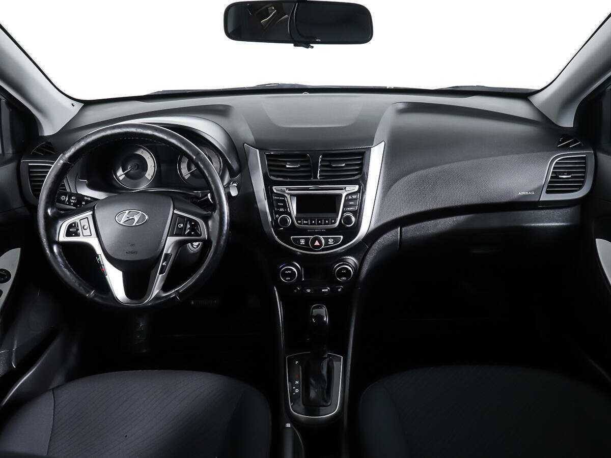 Купить Hyundai Solaris, 2016, 176 189 км, фото №10