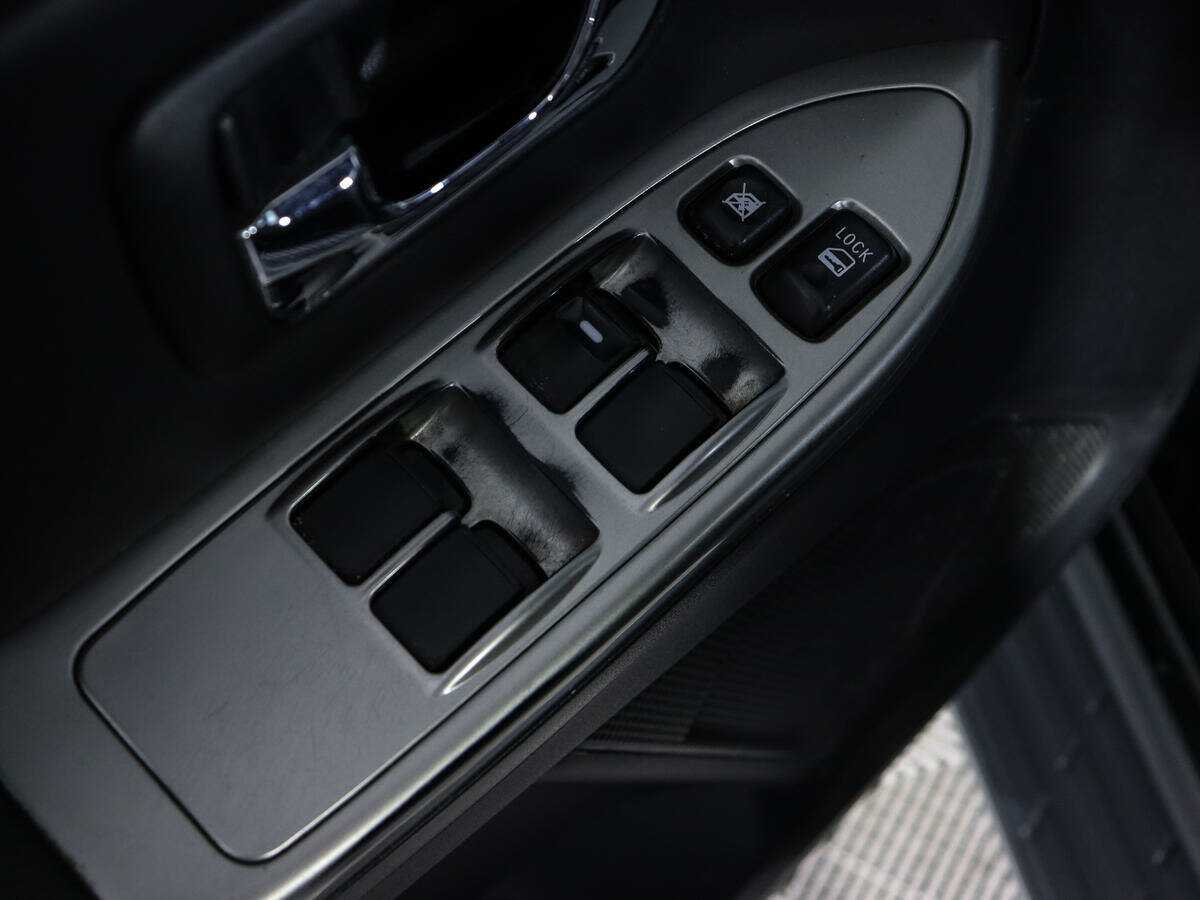 Купить Mitsubishi Pajero, 2012, 191 617 км, фото №16