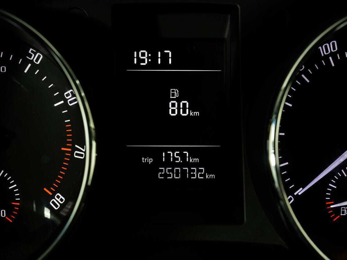 Купить Skoda Yeti, 2012, 250 457 км, фото №12