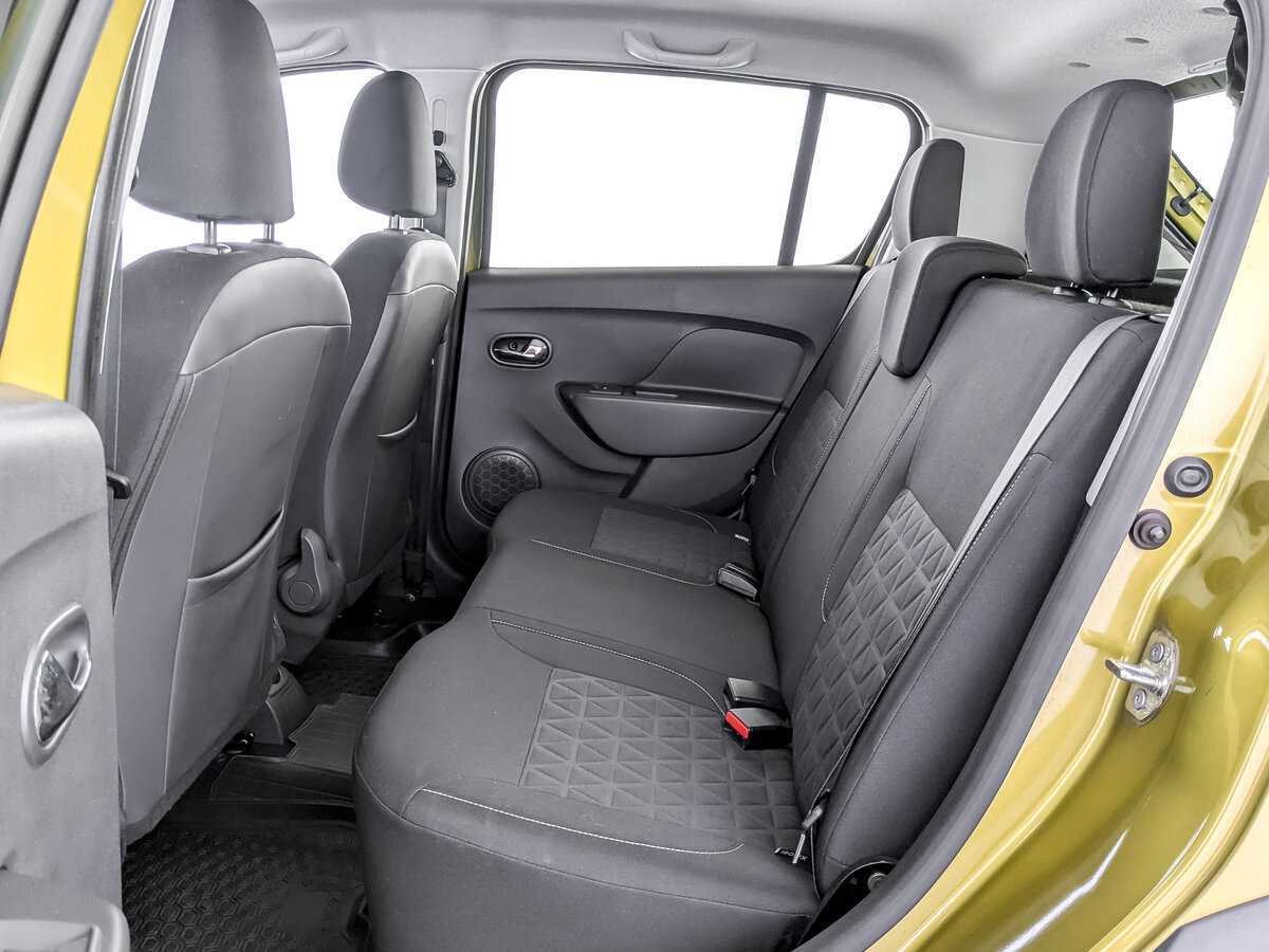 Купить Renault Sandero Stepway, 2016, 28 407 км, фото №10