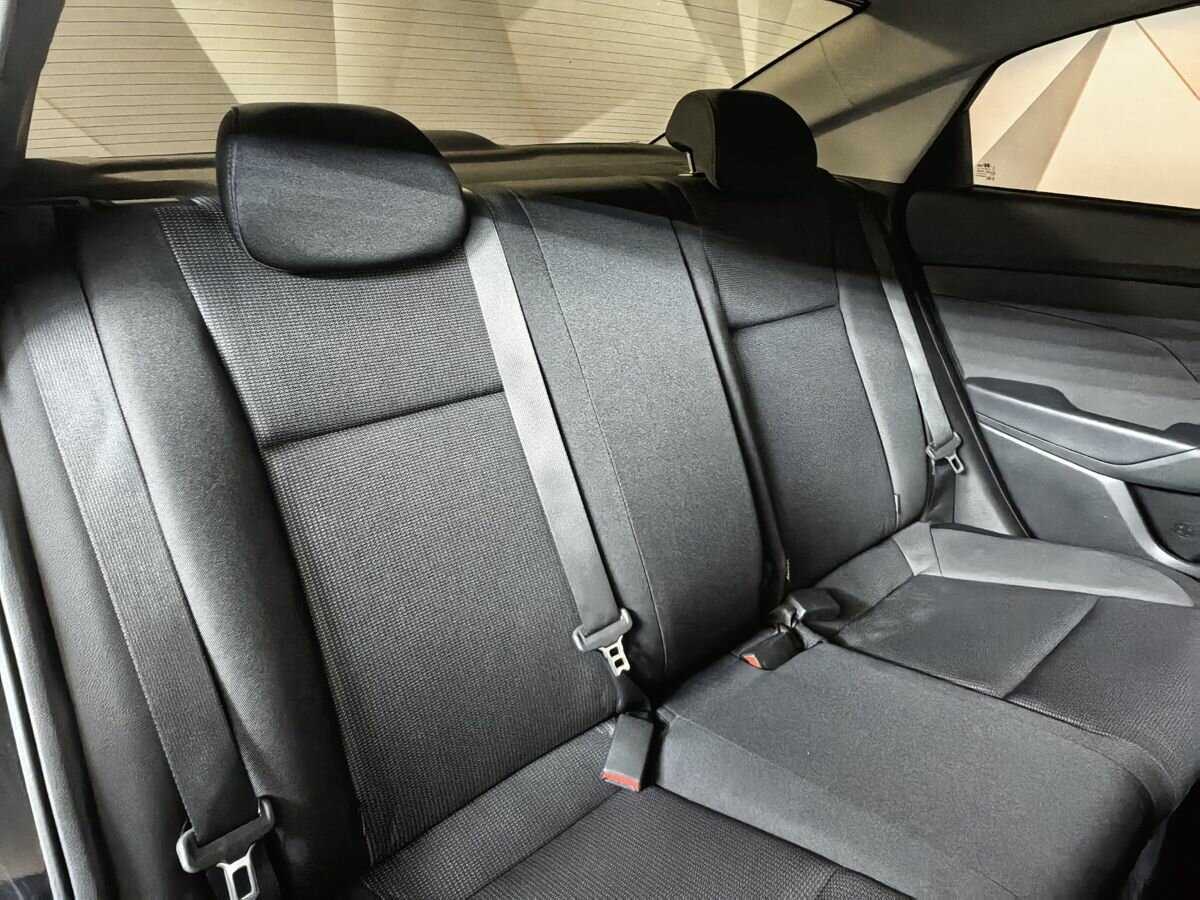 Купить Hyundai Solaris, 2017, 163 532 км, фото №13