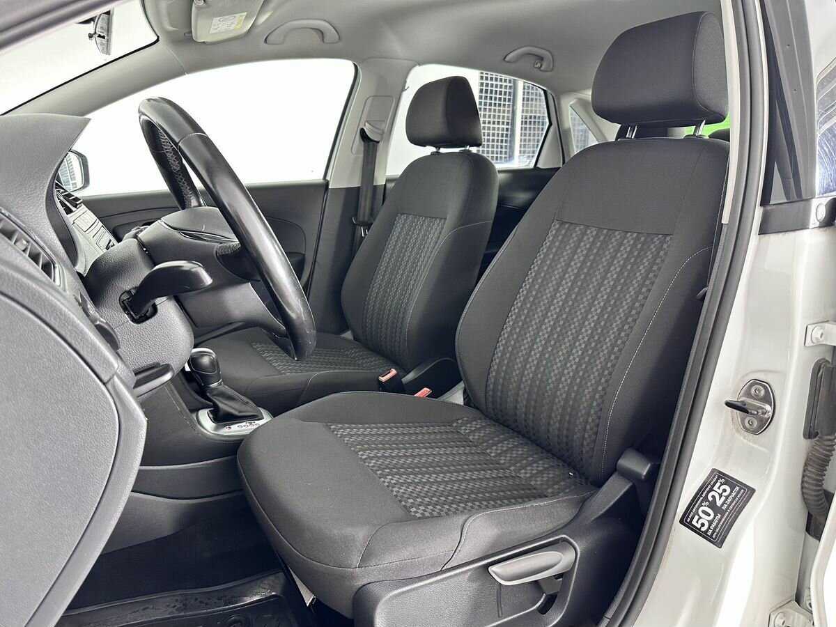 Купить Volkswagen Polo, 2016, 120 441 км, фото №8