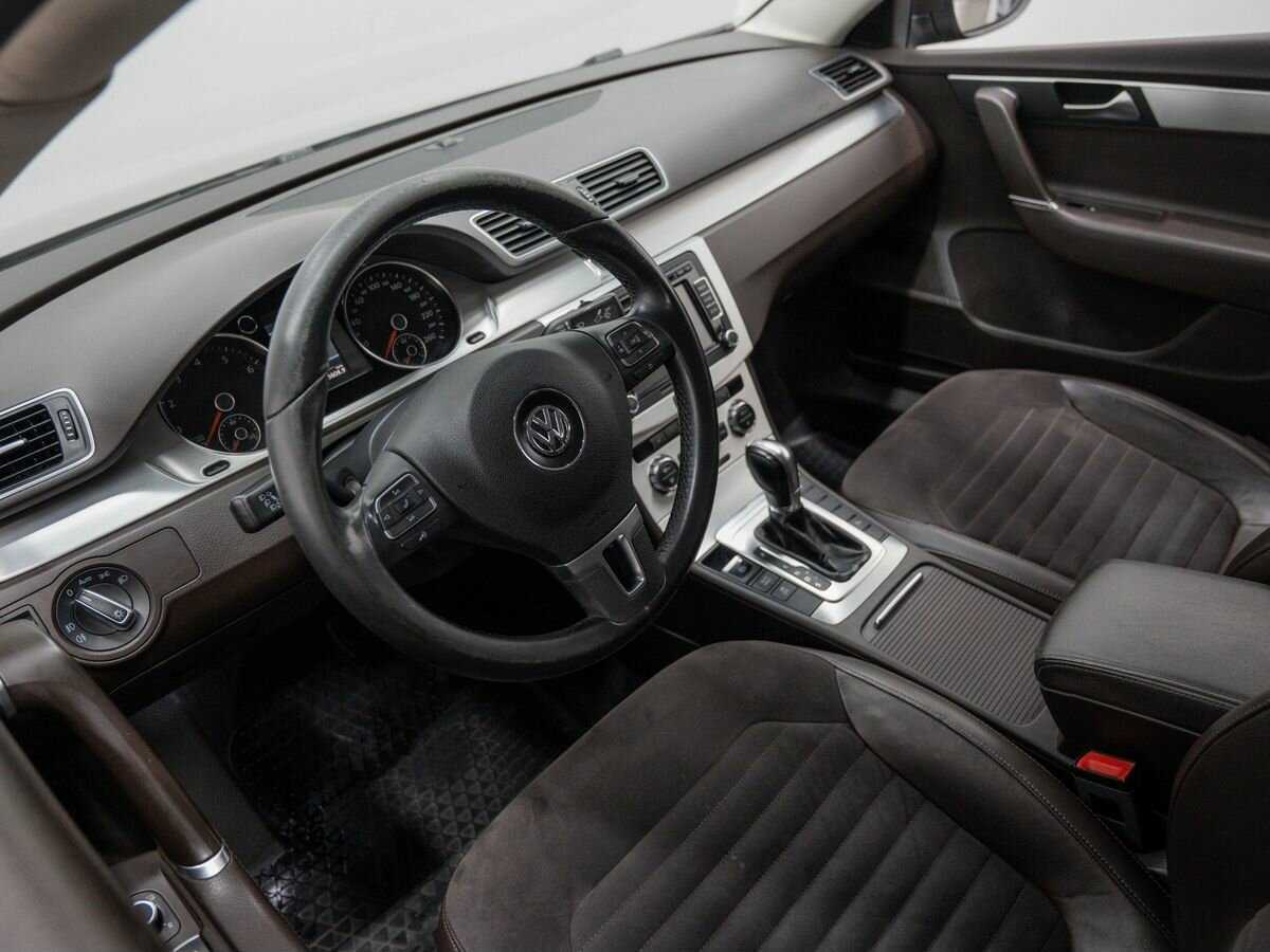 Купить Volkswagen Passat, 2012, 215 000 км, фото №14
